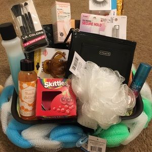 Perfect holiday gift basket